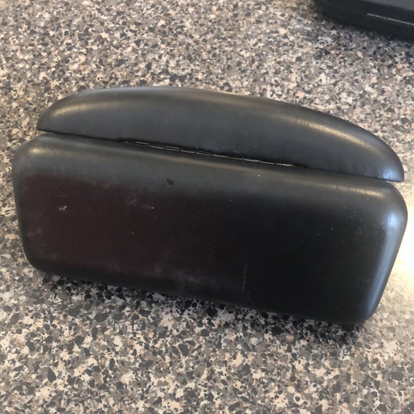 Ray ban sunglasses case or reading glass case - Picture 5 of 6